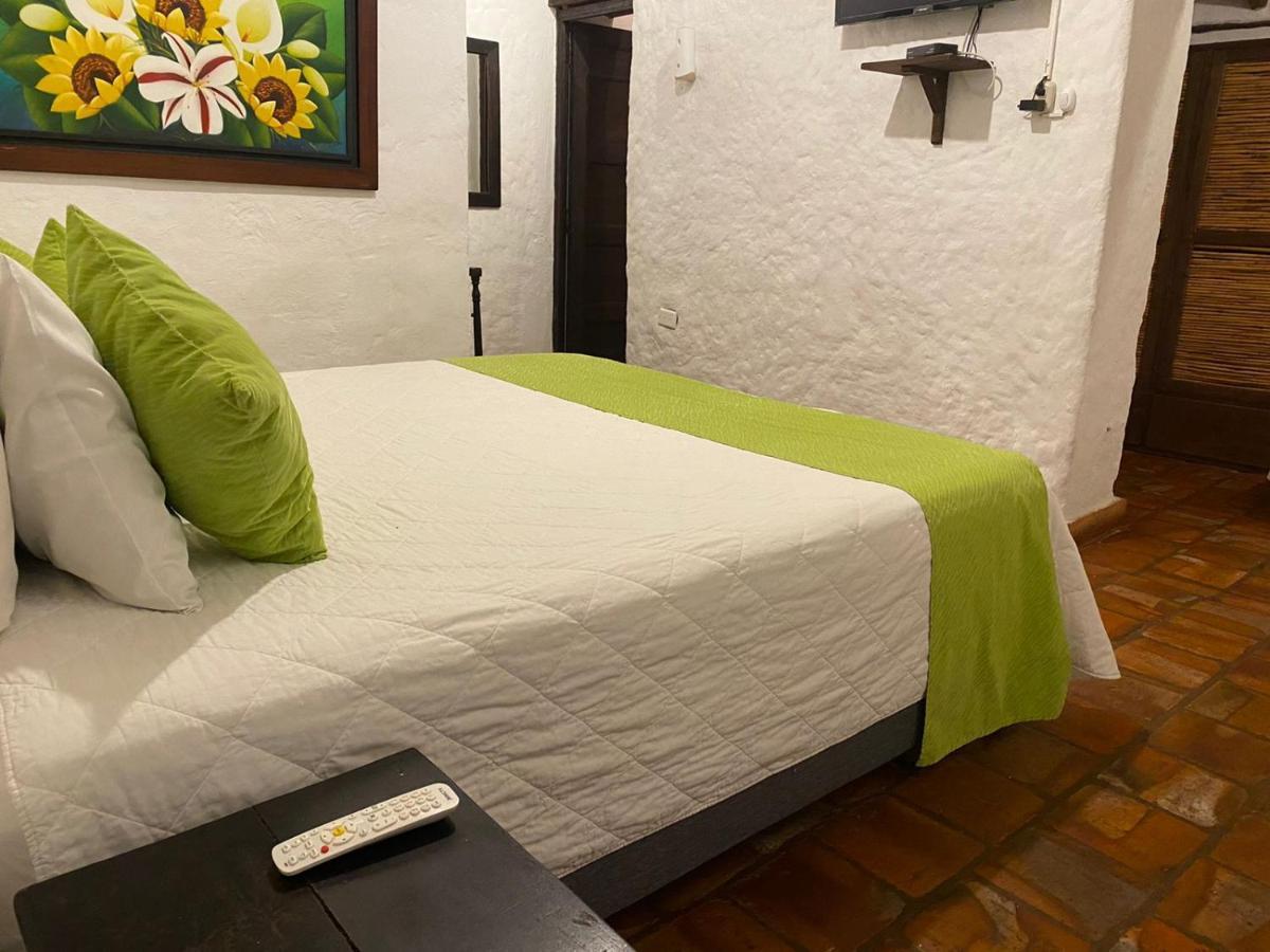 Hotel Santos De Piedra - Maranatha Barichara Exteriör bild